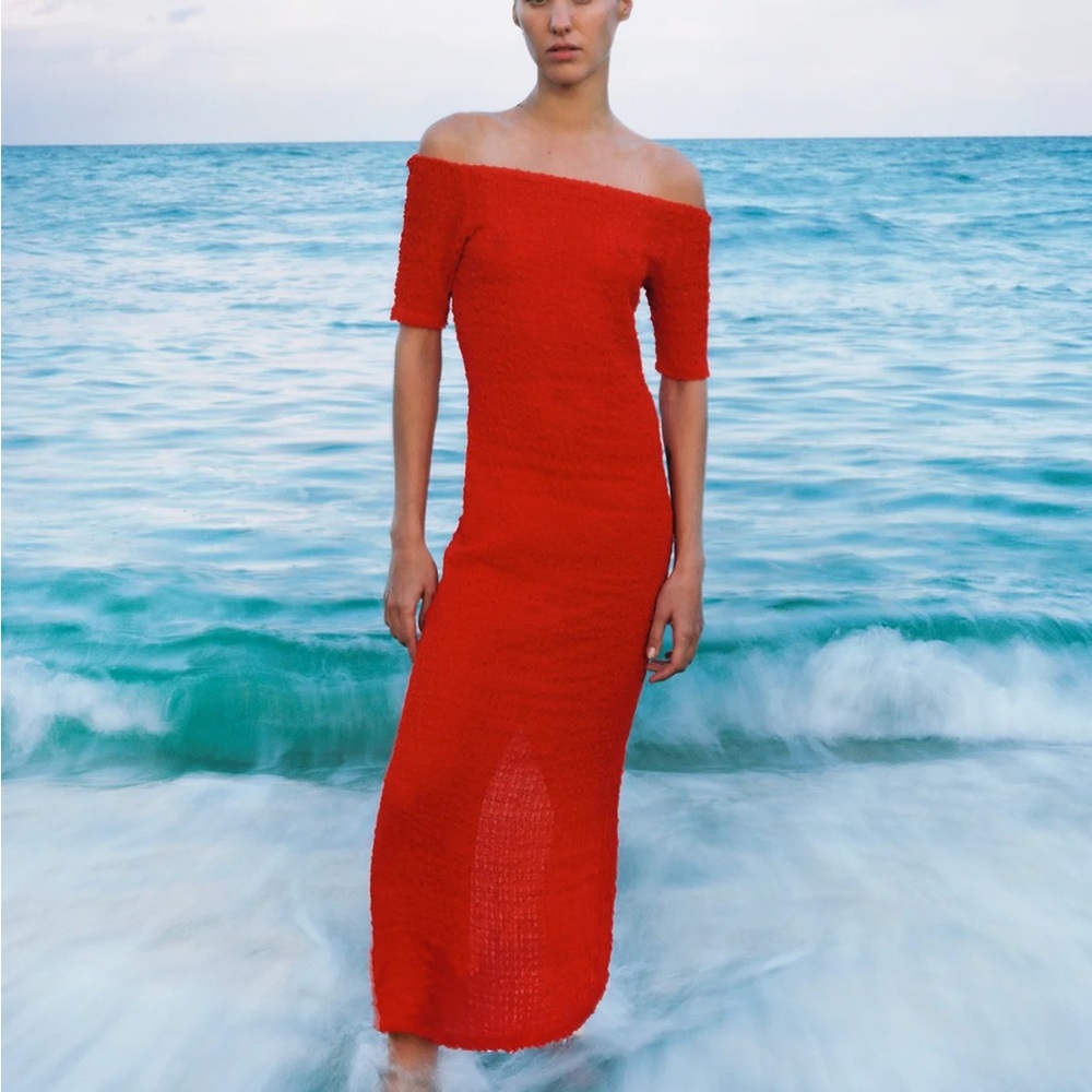 Silk Laundry Pebble Off The Shoulder Dress in Snapper